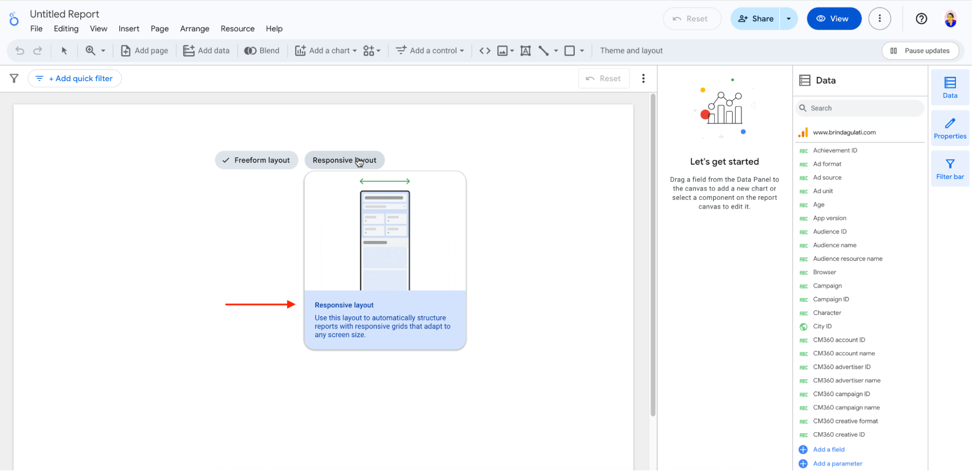 Looker Studio Report Builder - Screenshot of the report builder interface showing the layout options.